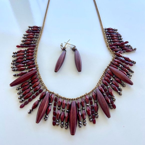 Coldwater Creek Jewelry - Unique Spires Burgundy Beaded Long Gold Tone Necklace Set with Earrings